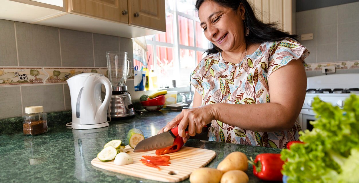 Dieta Antiinflamatoria: Una estrategia real para la prevención y apoyo contra el cáncer.